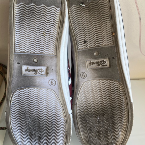 Disney Mickey Mouse Sneakers - Picture 6 of 7